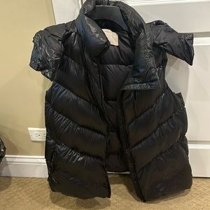 Athleta XL black puffy vest, excellent condition with a removable hood.